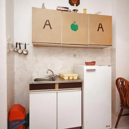 6820c Apartment *